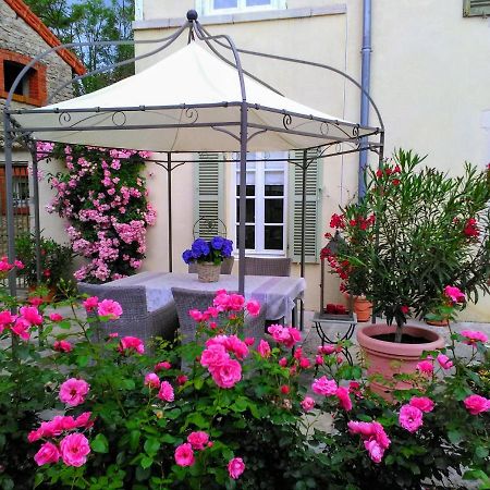 Апартаменти Ancien Domain "Le Petit Bonheur" Tailly Екстер'єр фото
